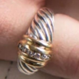 Authentic David Yurman 18K and Sterling Diamond ring size 6